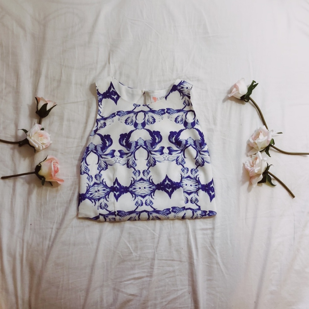 WHITE AND BLUE CROP TOP FOR SUMMER OPEN BACK